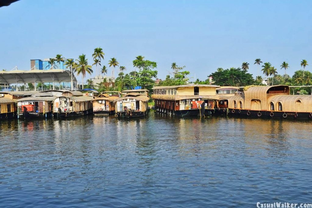 Alleppey / Alappuzha Houseboat Review of Houseboat Alleppey
