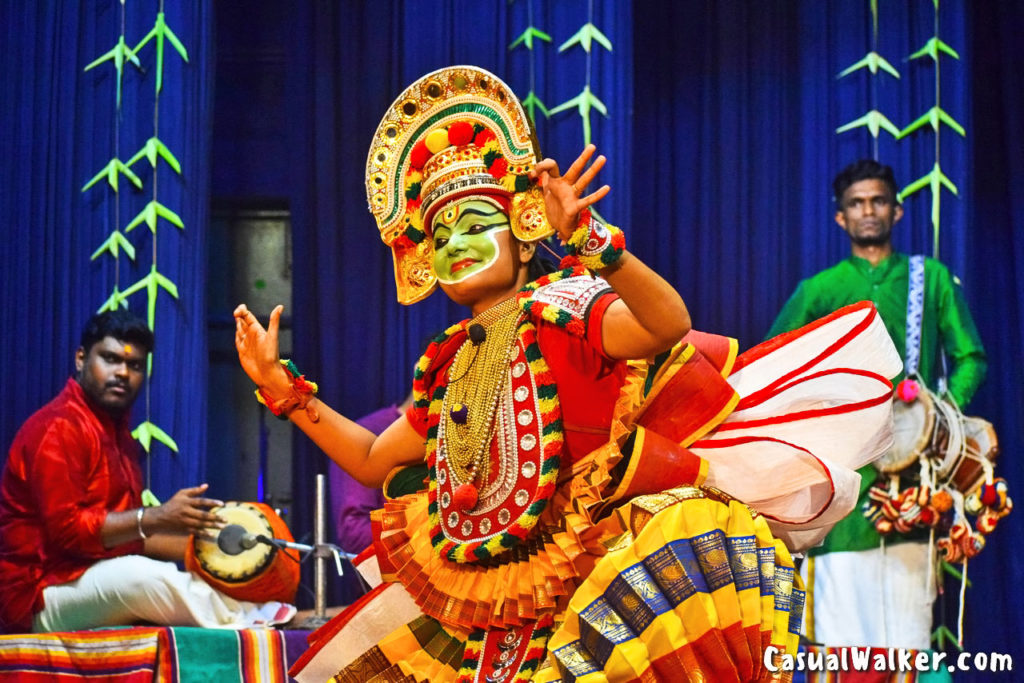 Ottan Thullal : A 300 Year Old Traditional Solo Dance & Drama Art Form ...