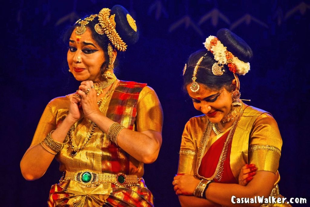 Mohiniyattam : An Enchanting Traditional Classical Dance Form of Kerala ...